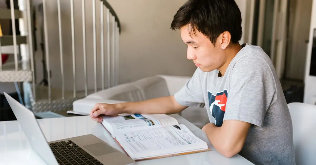 Cómo Mejorar tu Aprendizaje Usando Recursos Digitales